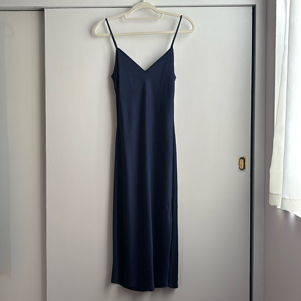 Aritzia Wilfred Midi Slip Dress in Navy Blue XXS
